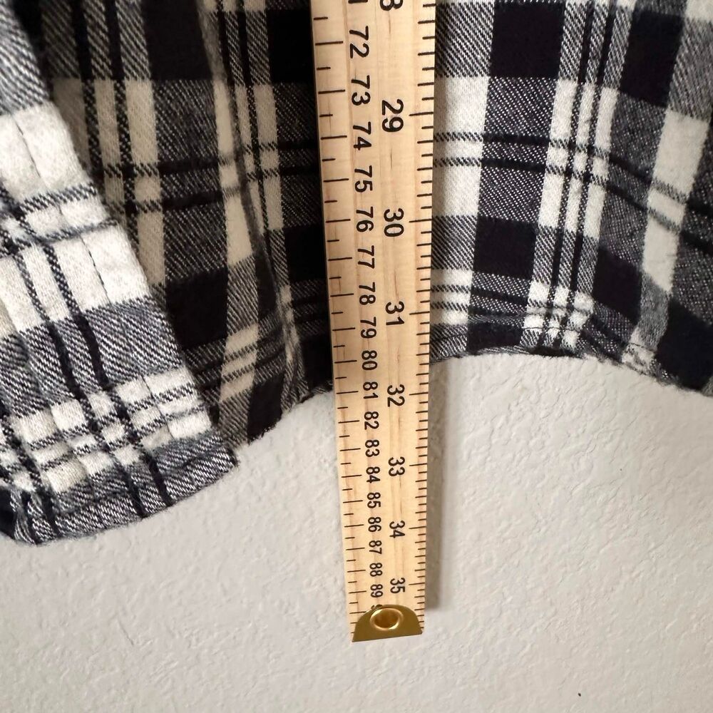 LL Bean Flannel Shirt XL Black White Plaid Cotton Button Down Long Sleeve Cabin - Picture 7 of 7